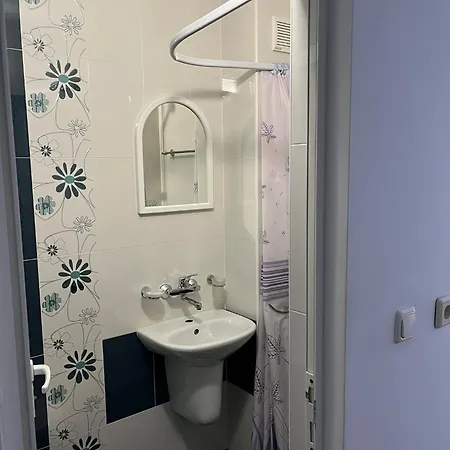 Kale Πανσιόν Ράβντα